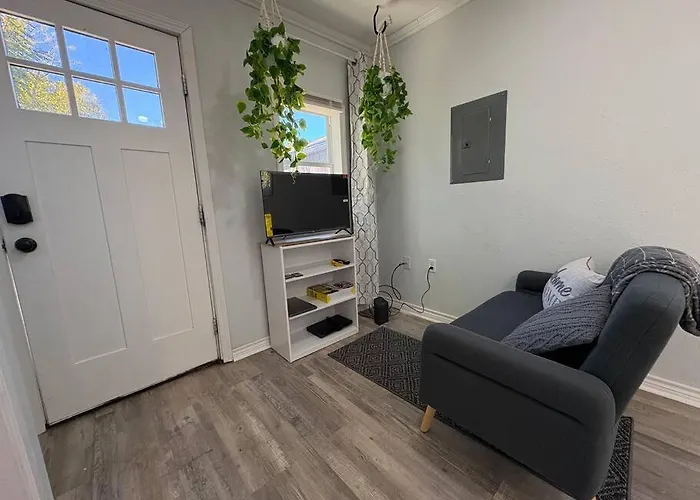 Bright & Comfortable Bungalow! Holiday home Tulsa