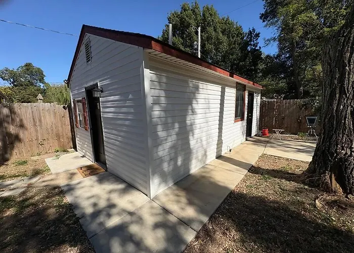 Bright & Comfortable Bungalow! Tulsa