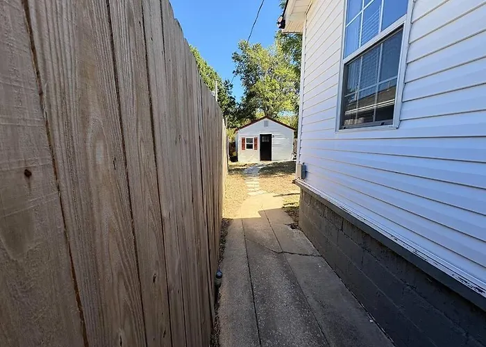 Bright & Comfortable Bungalow! * Tulsa