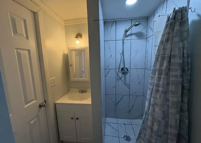 Bright & Comfortable Bungalow! Holiday home *